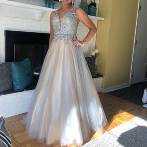 Prom dress
